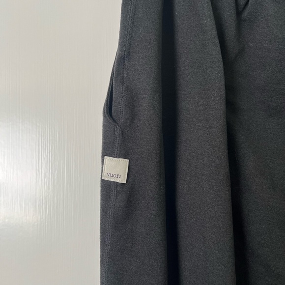 Vuori Women’s Performance Jogger - Picture 3 of 4